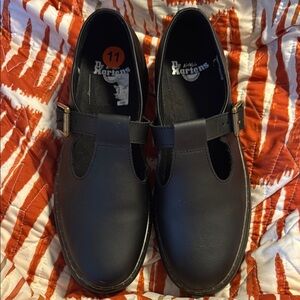 Dr. Martens Zavala Mary Janes